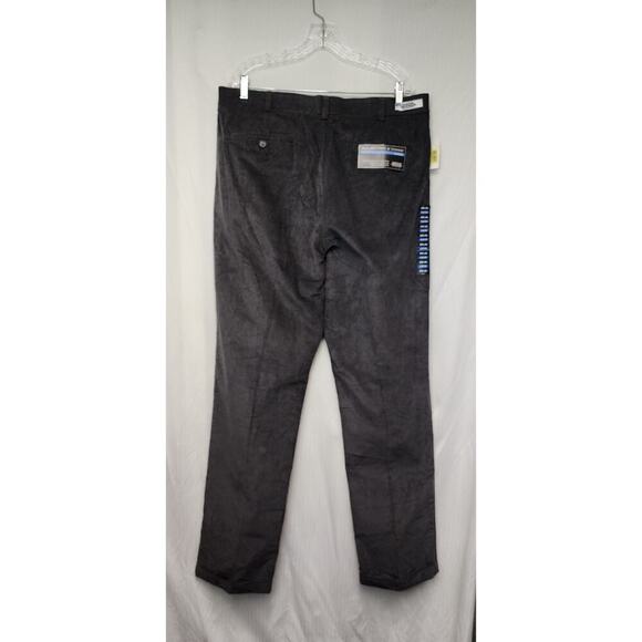 Roundtree & Yorke Mens New Inno Flex Pleated Front Corduroy Pants Gray 38W X 36L - Picture 3 of 7
